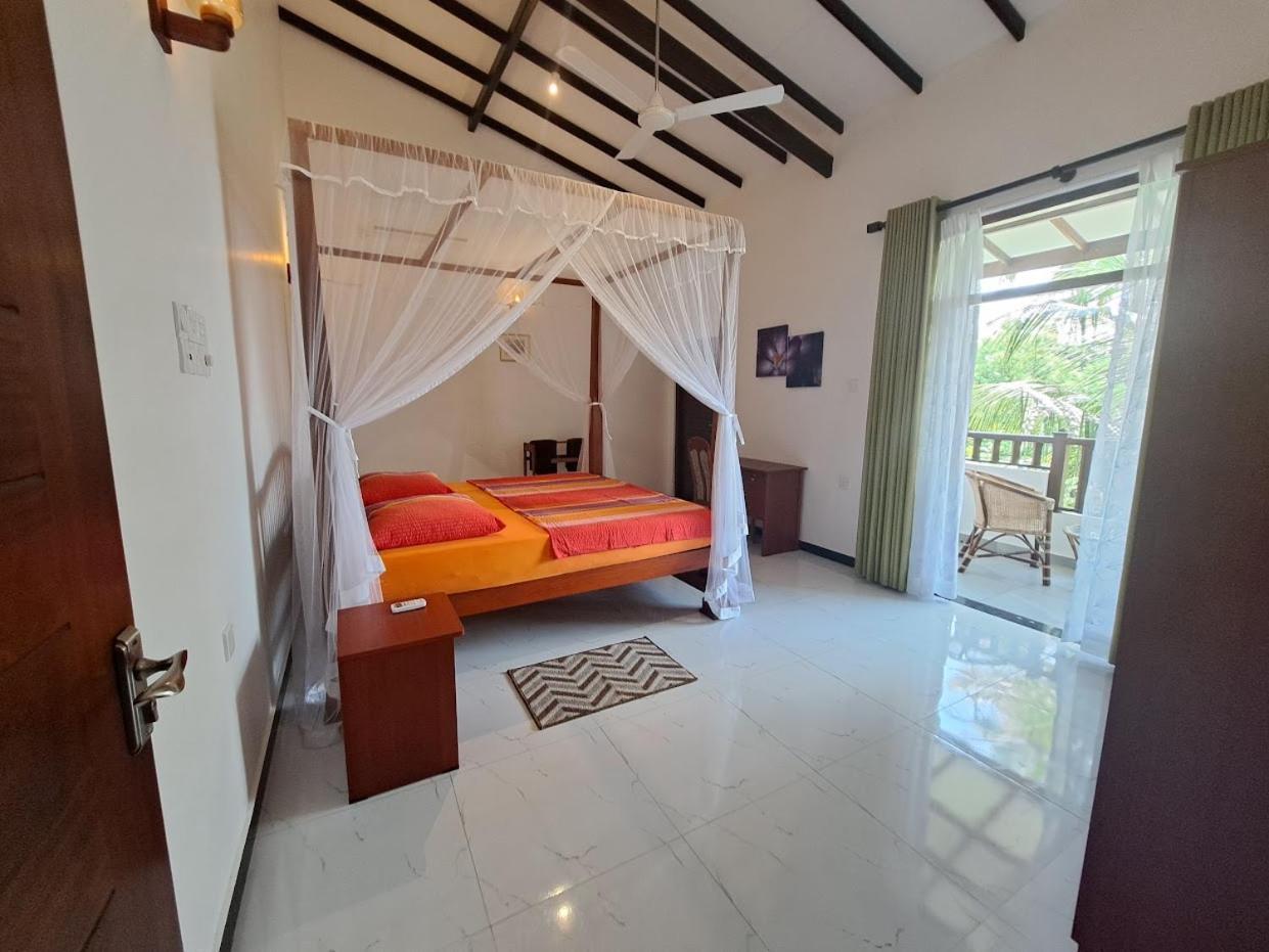 Villa 76 Weligama Exterior foto